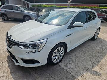 RENAULT Megane Mégane dCi 8V Energy Duel