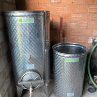 Cisterne per vino 500 e 300 litri