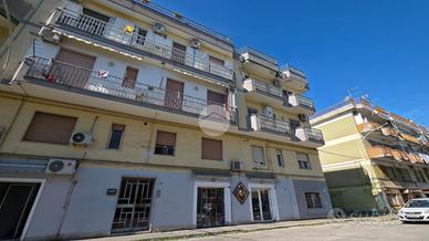 4 LOCALI A FRATTAMAGGIORE