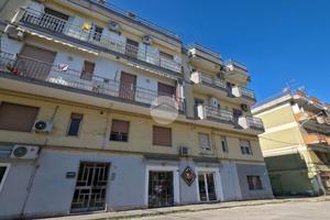 4 LOCALI A FRATTAMAGGIORE