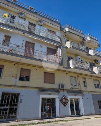 4 LOCALI A FRATTAMAGGIORE