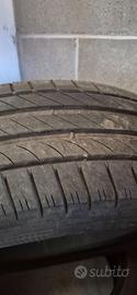 Gomme estive 215/55 r18
