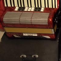 Fisarmonica Honer 96 bassi perfetta