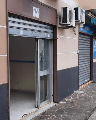 Grazioso locale di fronte nuova villa comunale