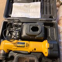 Avvitatore angolo piccolo ingombro dewalt