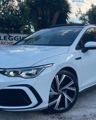 Volkswagen Golf R-Line DSG 2.0 TDI 150cv