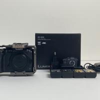 Panasonic Lumix GH5 + Cage + Batterie