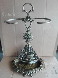 Portaombrelli in ottone anticato lavorato