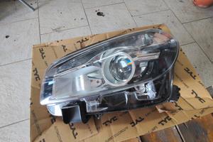 faro anteriore Nissan Qashqai J10 anno 2009