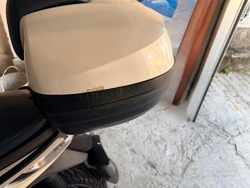 Piaggio mp3 del 2011