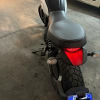 Ducati scrambler 800 icon dark