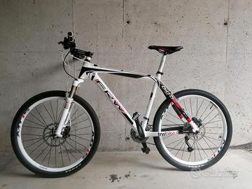 Mountain bike FRV Full Carbon taglia XL