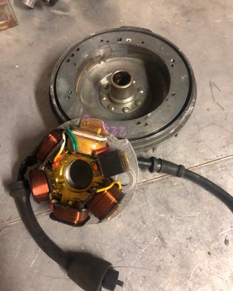 Statori è volani cono 19 e 20 vespa 50 Pk .