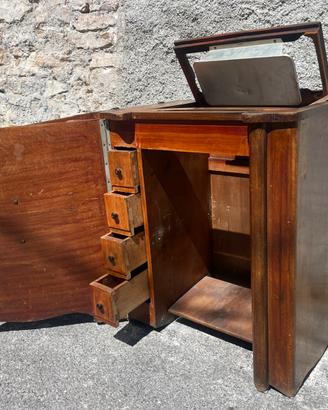 Mobiletto macchina da cucire antico