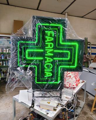 Insegna farmacia al neon in perfette condizioni