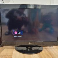 TV LG 26LH2000 – Monitor TV 26" HD Ready con HDMI 