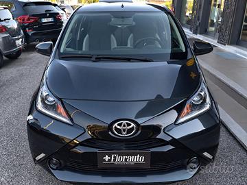 TOYOTA Aygo 1.0 VVT-i 69 CV 5 porte x-cool