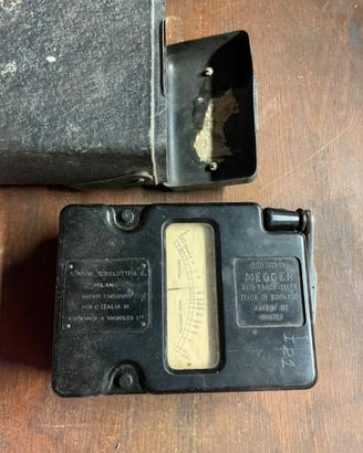 Misuratore di isolamento