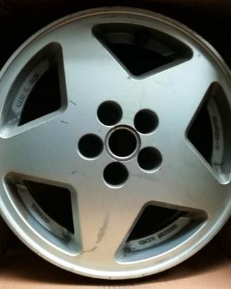 Cerchio in lega 15" originale THEMA FERRARI