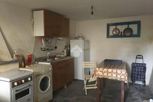 CASA SEMINDIPENDENTE A VEROLI