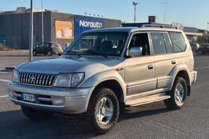 Toyota land cruiser 3.0diesel 5porte con gancio tr