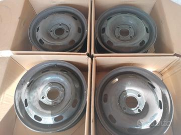 Cerchi in ferro raggio 13 