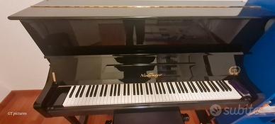  pianoforte a muro