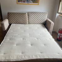 Divano letto matrimoniale