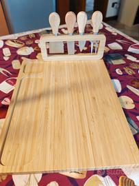 Tagliere e coltelli per formaggi