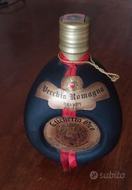 brandy vecchia romagna etichetta oro