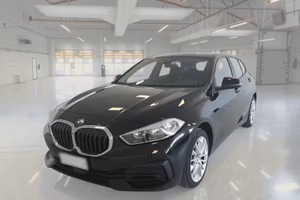 BMW 120 BUSINESS ADVANTAGE AUT. 5 PORTE BERLINA