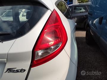 Fanale posteriore destro FORD FIESTA del 2010