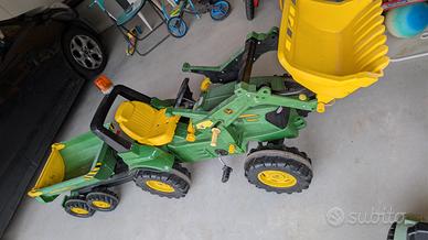 Trattore pedali bambino con carro e benna