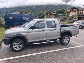 Mitsubishi L200 