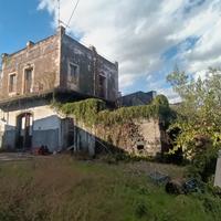Palazzetto Panoramico +12000Mq di Terreno Acireale