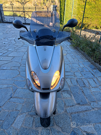Scooter yamaha
