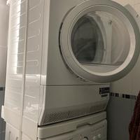 Asciugatrice + lavatrice + base