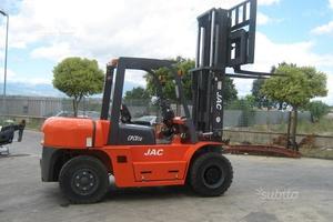 Carrello elevatore NUOVO diesel 70 q.li-ex demo