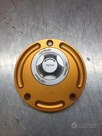 Yamaha R1 tappo serbatoio sgancio rapido lightech