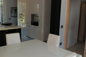 Casa indipendente con giardino