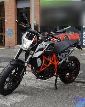 KTM 690 Duke KTM 690 -BATTERIA NUOVA-