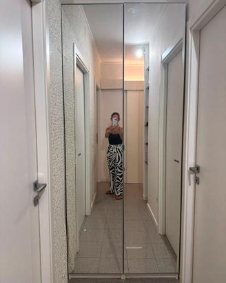 armadio da corridoio o ingresso a specchio
