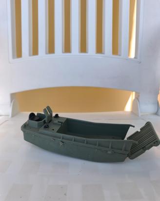 Modello Mezzo da sbarco Atlantic in scala 1:32