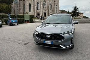 Ford Kuga IV 2024 2.5 full hybrid ST-Line X