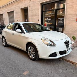 Alfa Romeo Giulietta 1.4 Turbo - 120 CV