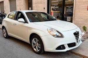 Alfa Romeo Giulietta 1.4 Turbo - 120 CV