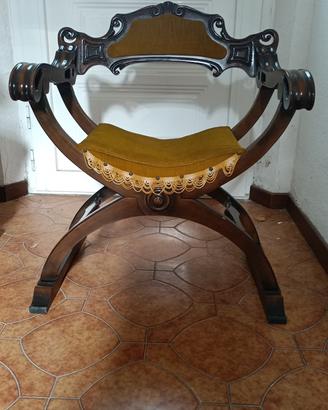 Poltroncina vintage stile Savonarola