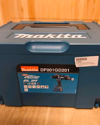 Avvitatore a batteria Makita DF001GD201 in valiget