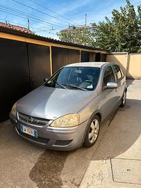 Opel Corsa in buone condizioni (2005, 75000km)
