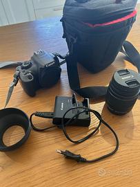 Canon EOS 1200D + obiettivo 18-55 mm + borsa Canon